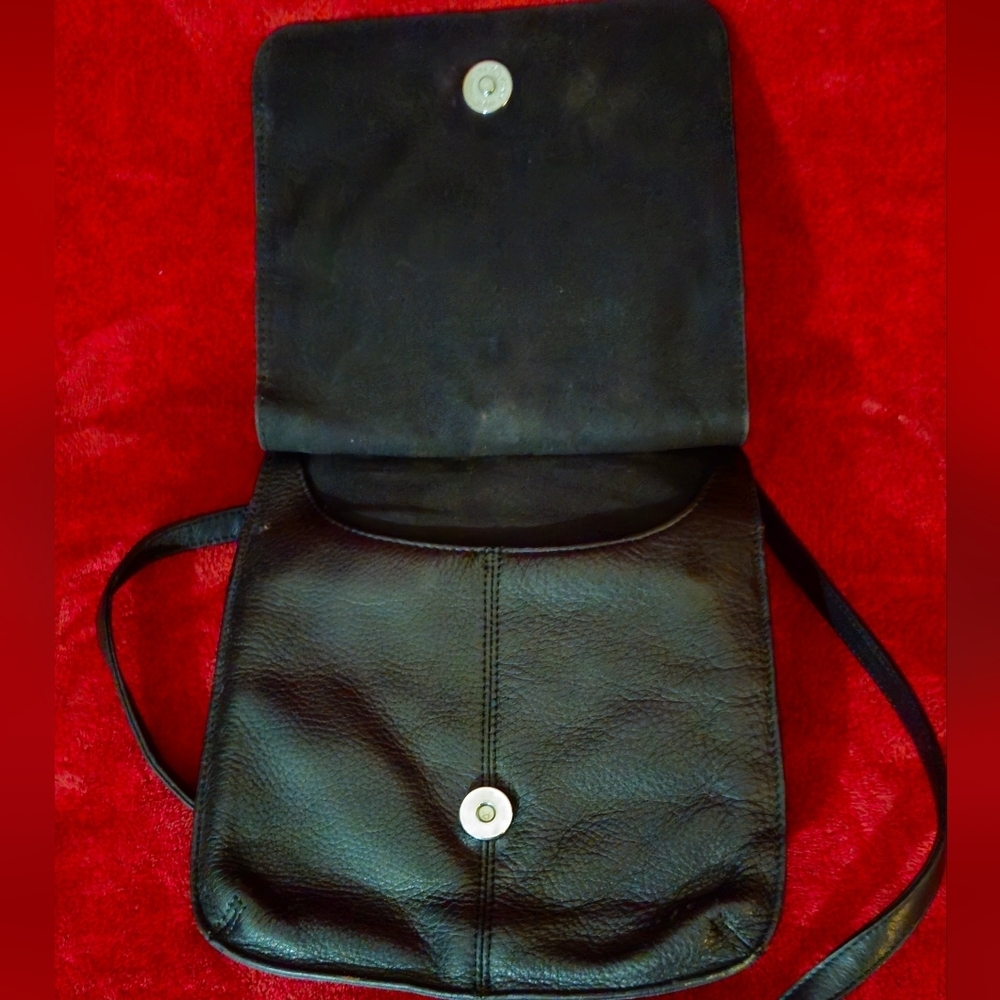 Fossil Vintage Black Leather & Multi-Textured Crossbody Bag - Picture 8 of 9